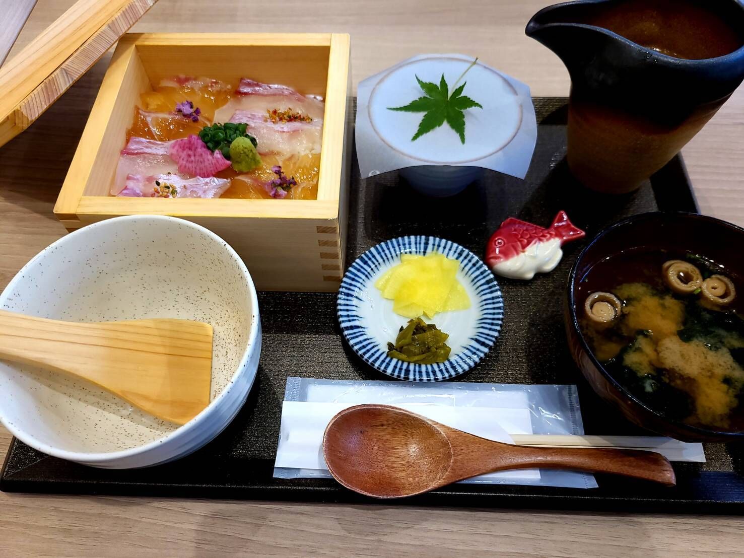 特製鯛の漬け丼（数量限定）